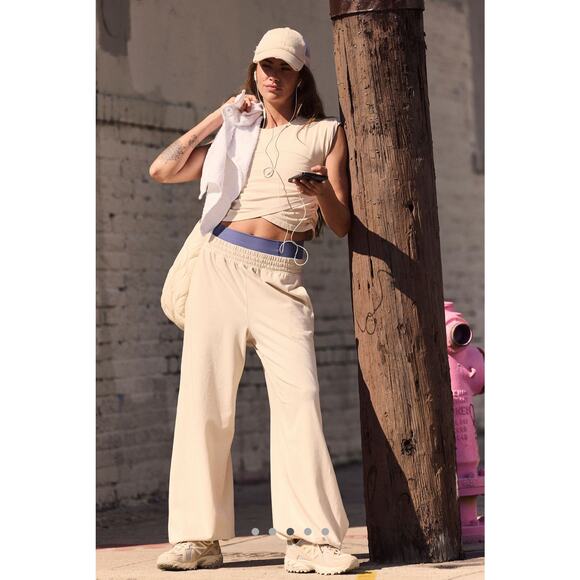 Free People Hot Shot Crossover Set Oatmilk - Picture 10 of 10